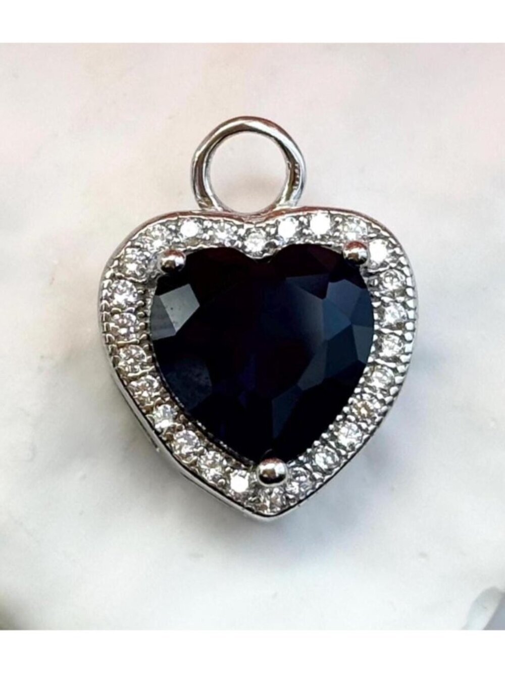Heart Shaped Dark Blue Cubic Zirconia 925 Sterling Silver Vintage Pendant Charm